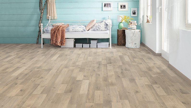 Ламинат Haro Tritty 75 Дуб Артико Песочный 533105 фото в интерьере